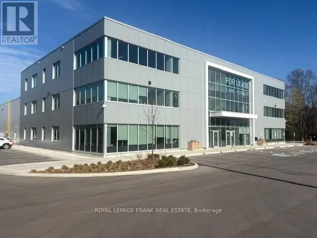 301 - 1707 Thornton Road N, Oshawa, Ontario  L1H 7K4 - Photo 1 - E10432822