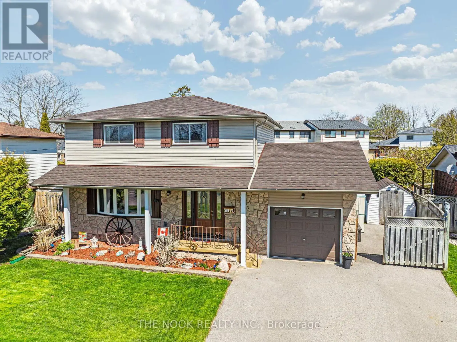 3 Strike Avenue, Clarington, Ontario  L1C 1K2 - Photo 1 - E12115850