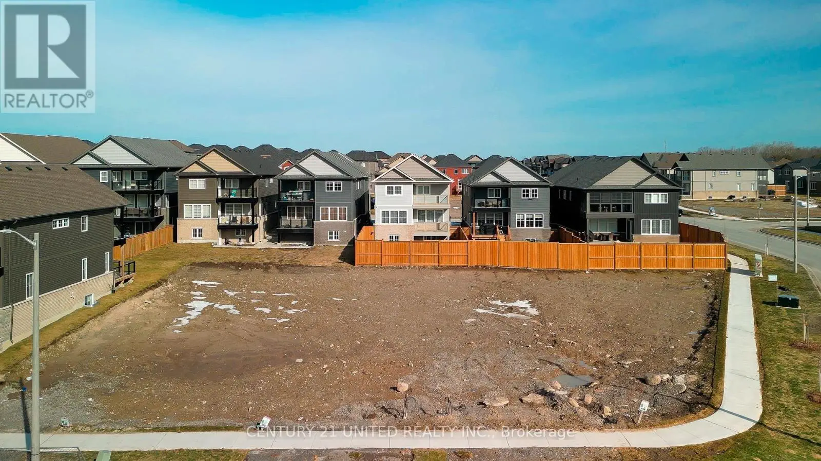 89 York Drive, Peterborough North, Ontario  K9K 0H6 - Photo 2 - X12116471