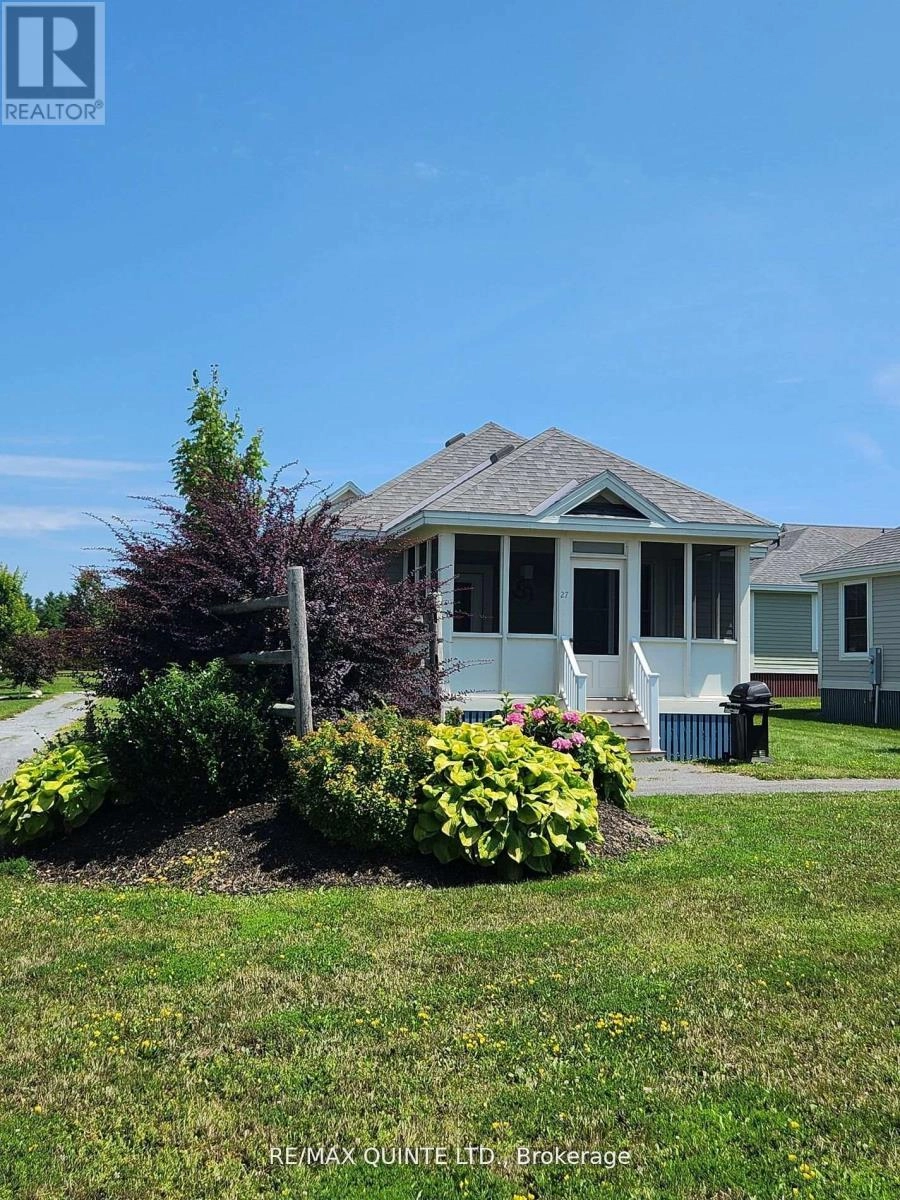 34 - 27 Butternut Lane, Prince Edward County, Ontario  K0K 1P0 - Photo 2 - X12099069