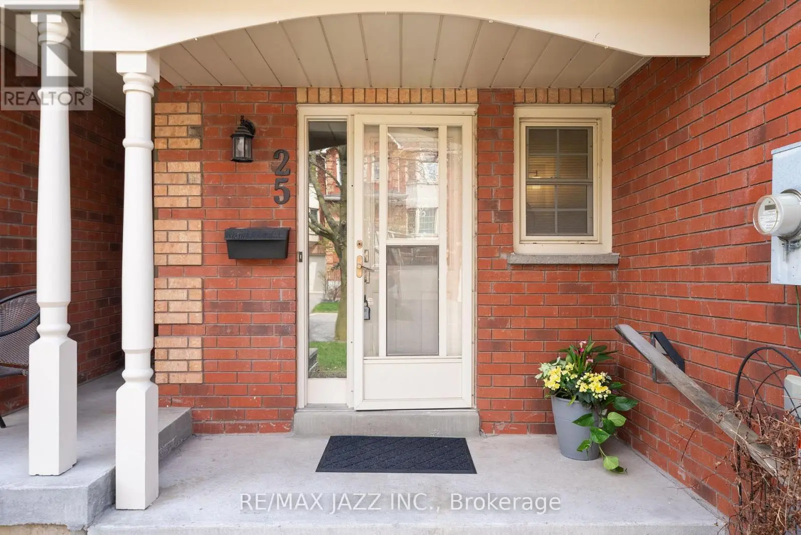 25 - 1610 Crawforth Street, Whitby, Ontario  L1N 9B1 - Photo 3 - E12117397