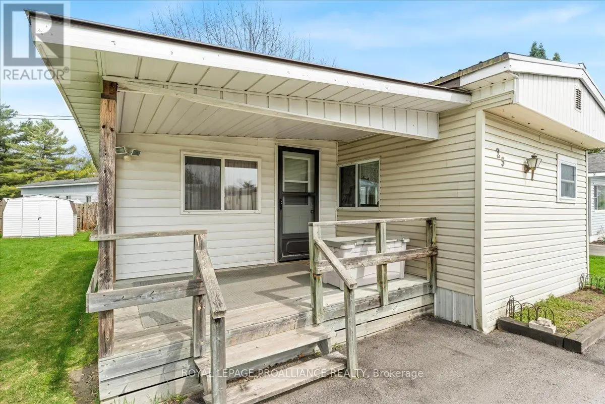 #23 - 529 Old Hwy 2 Highway, Quinte West, Ontario  K8V 5P5 - Photo 2 - X12118122