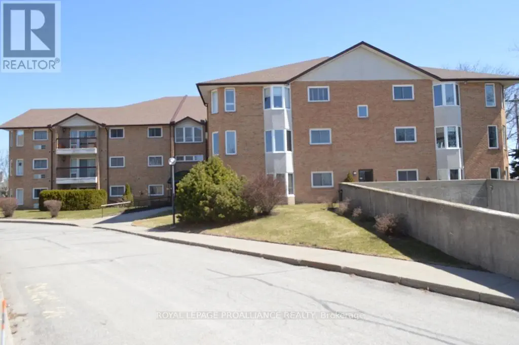 205 - 56 Tripp Boulevard, Quinte West, Ontario  K8V 5V1 - Photo 3 - X12118769
