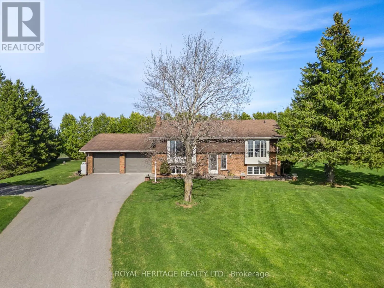64 BLUE WATER AVENUE, Kawartha Lakes, Ontario
