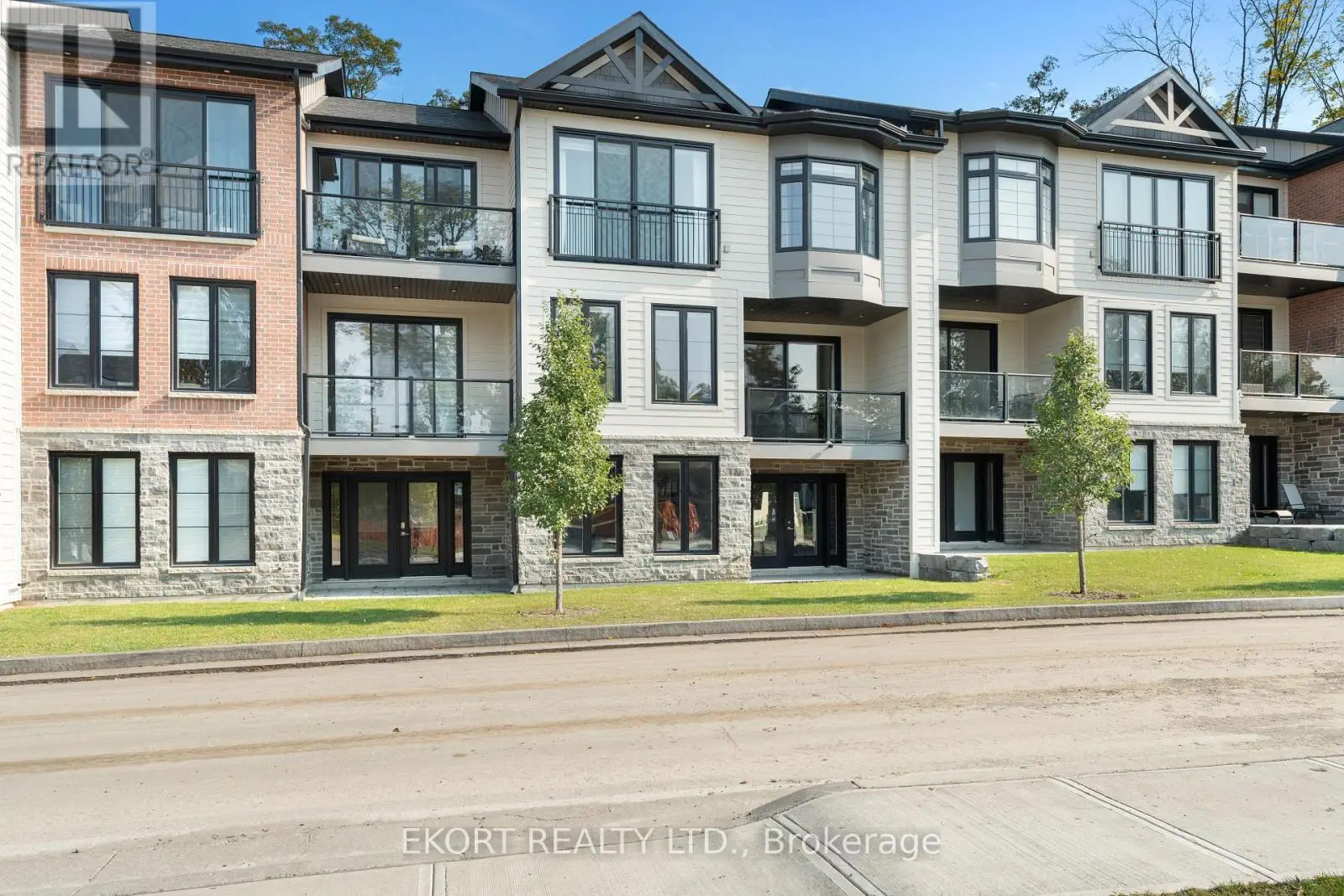 45 Bentley Crescent, Prince Edward County, Ontario  K0K 2T0 - Photo 1 - X12119463