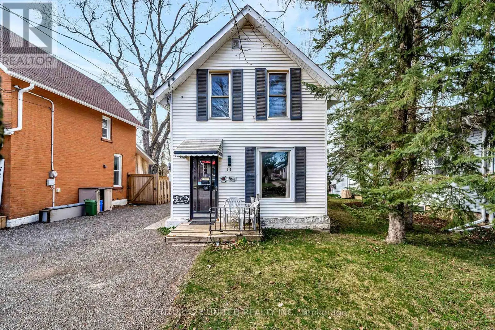 44 Elgin Street, Kawartha Lakes, Ontario  K9V 3W3 - Photo 2 - X12119592