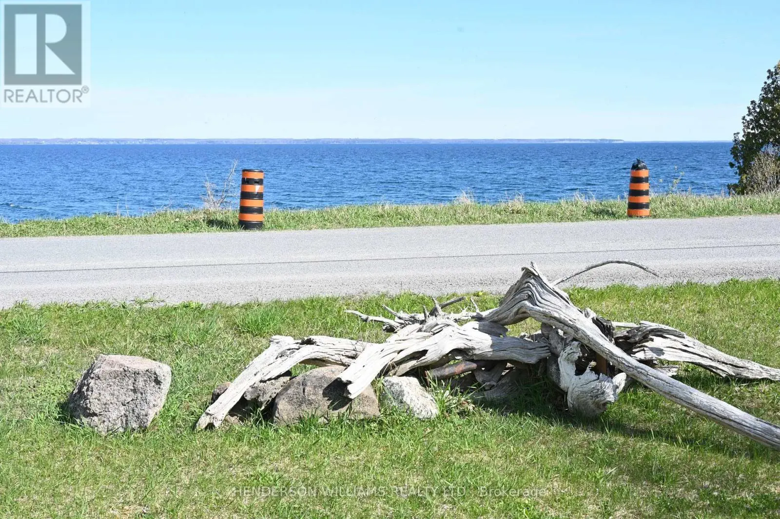 5036 Long Point Road E, Prince Edward County, Ontario  K0K 2T0 - Photo 3 - X12119646
