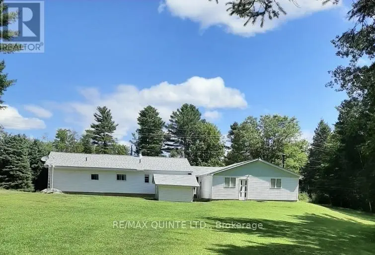 2063 Henderson Road, Frontenac, Ontario  K0H 1B0 - Photo 2 - X12112999