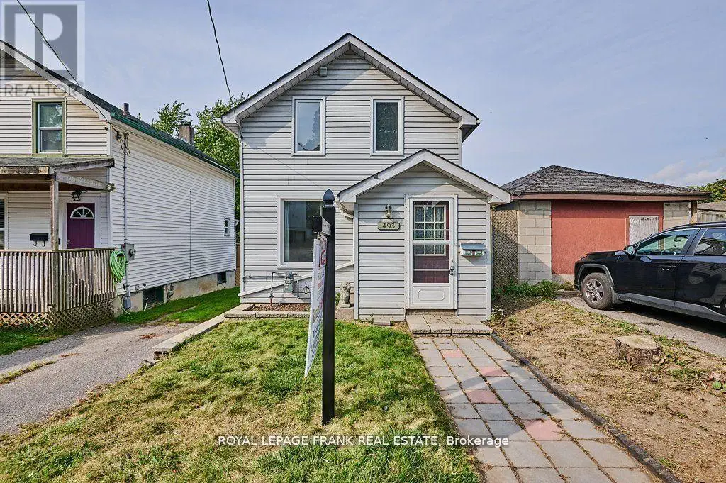 493 St. Lawrence Avenue, Oshawa, Ontario  L1H 4C3 - Photo 1 - E12121373