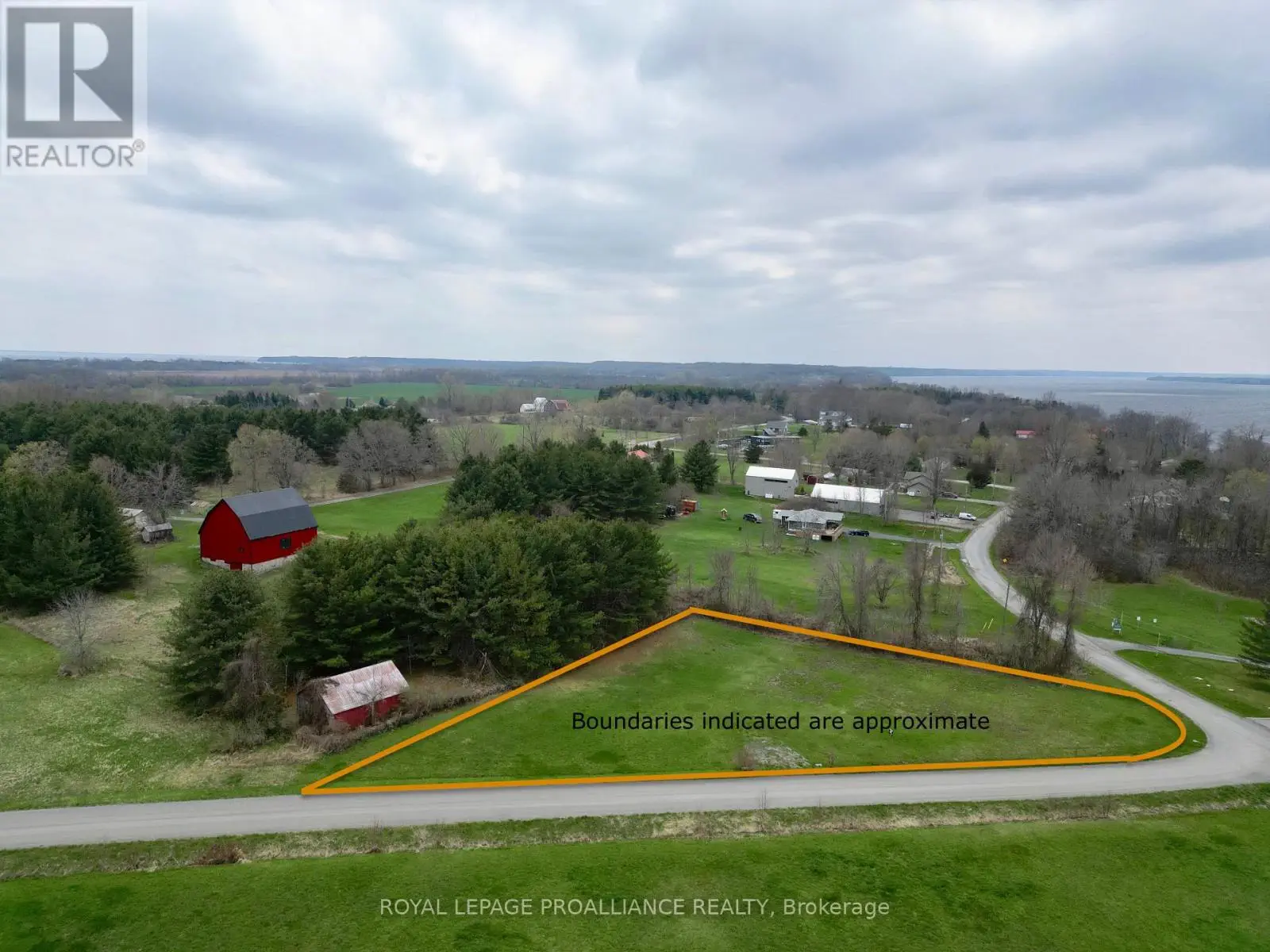 489 Prinyers Cove Crescent, Prince Edward County, Ontario  K0K 2T0 - Photo 1 - X12119816