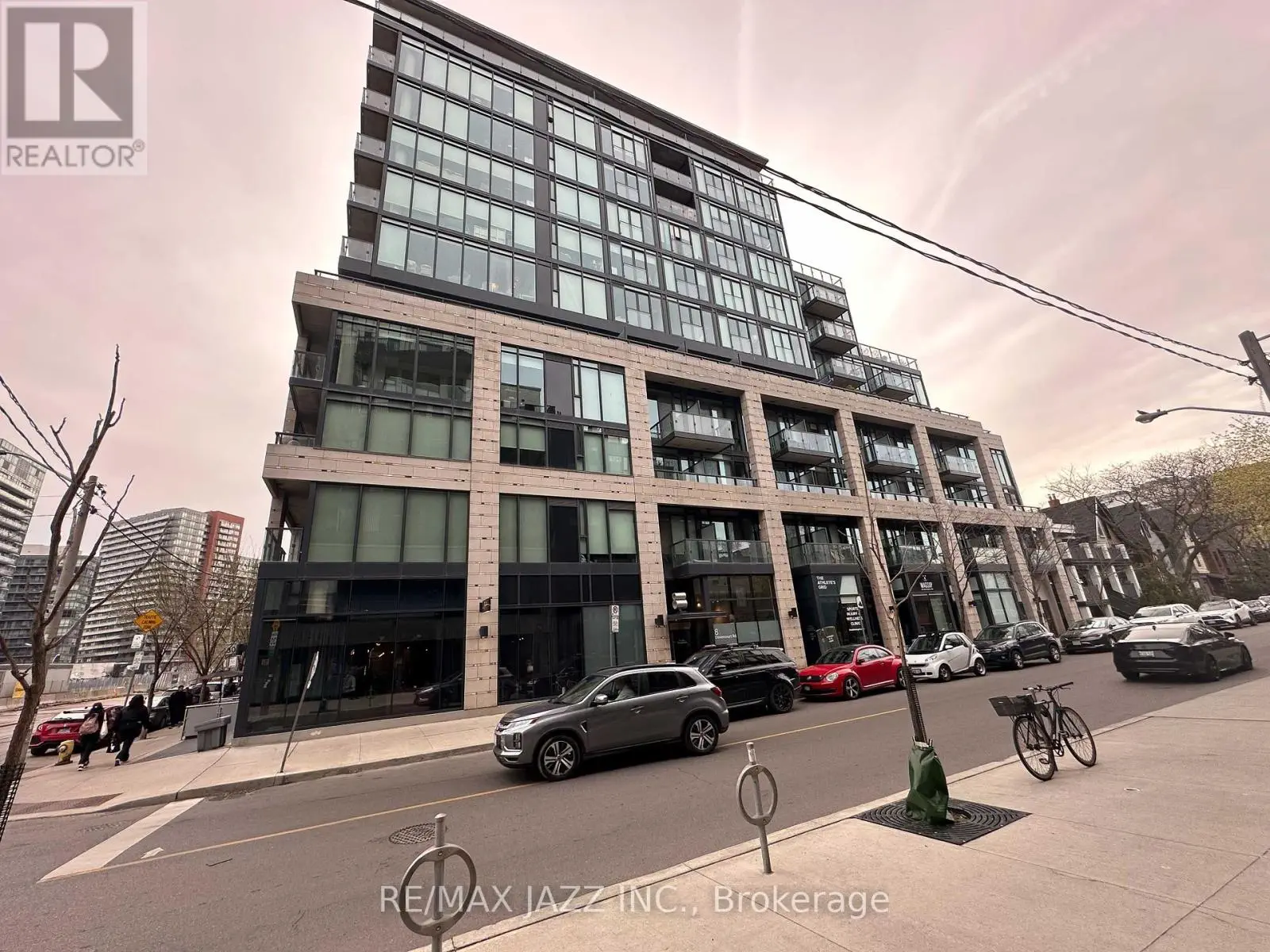 308 - 8 Dovercourt Road, Toronto, Ontario  M6J 0B6 - Photo 2 - C12121994