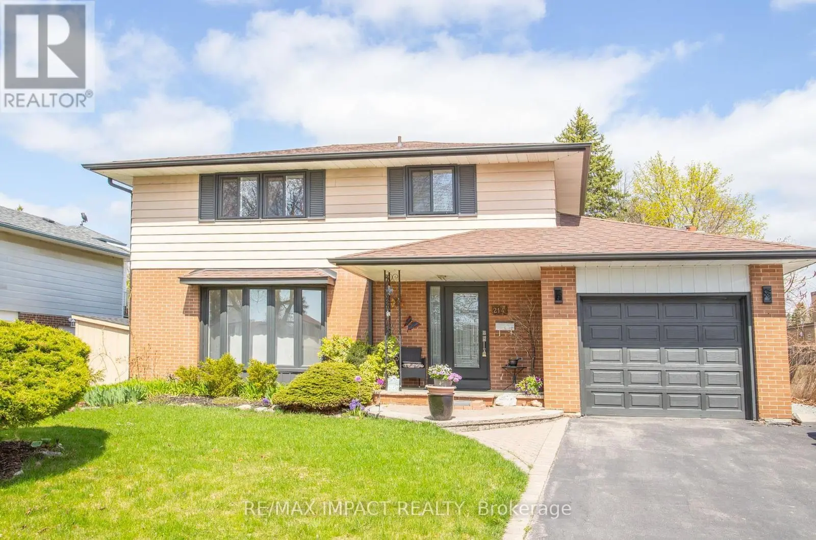 214 Marigold Avenue, Oshawa, Ontario  L1G 3G3 - Photo 2 - E12122213