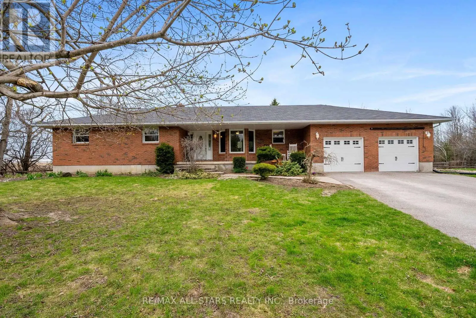 863 Linden Valley Road, Kawartha Lakes, Ontario  K0M 2T0 - Photo 1 - X12122298