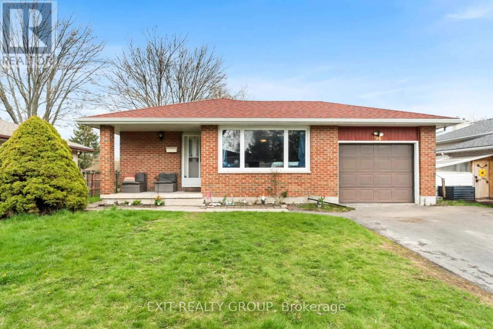 94 MAPLE DRIVE, Belleville, Ontario