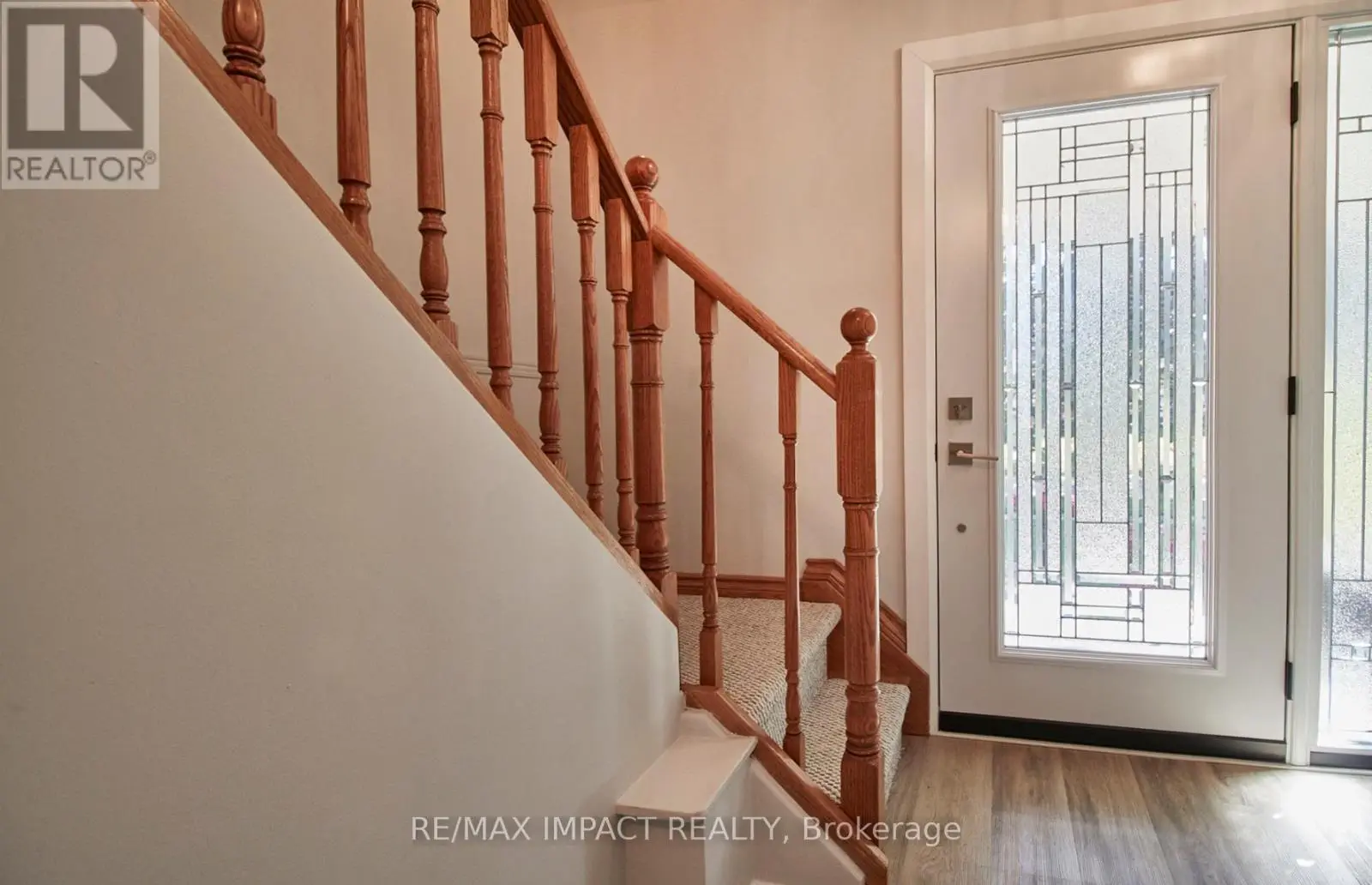 214 Marigold Avenue, Oshawa, Ontario  L1G 3G3 - Photo 3 - E12122213