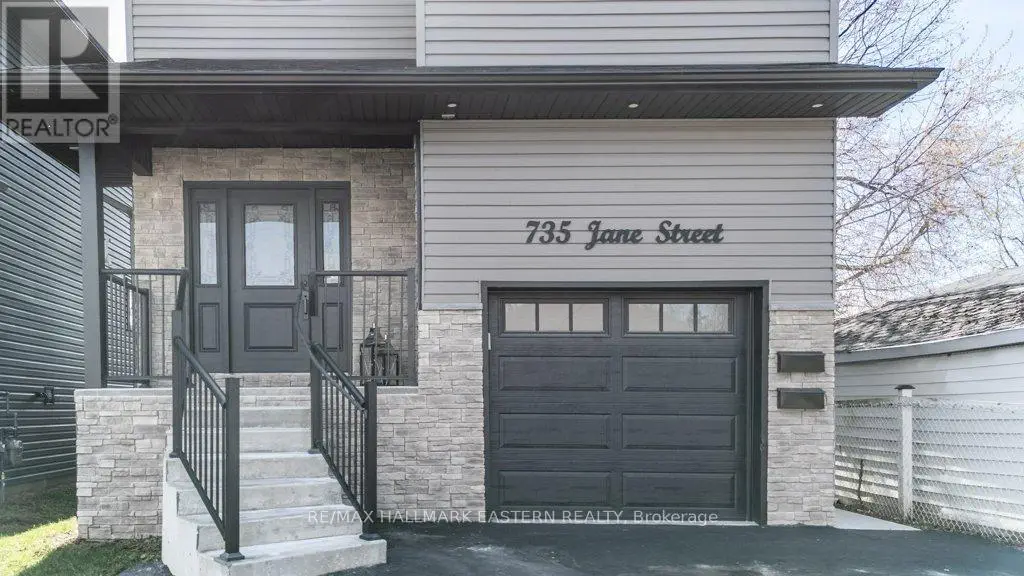 735 Jane Street, Peterborough South, Ontario  K9J 3A7 - Photo 2 - X12123937