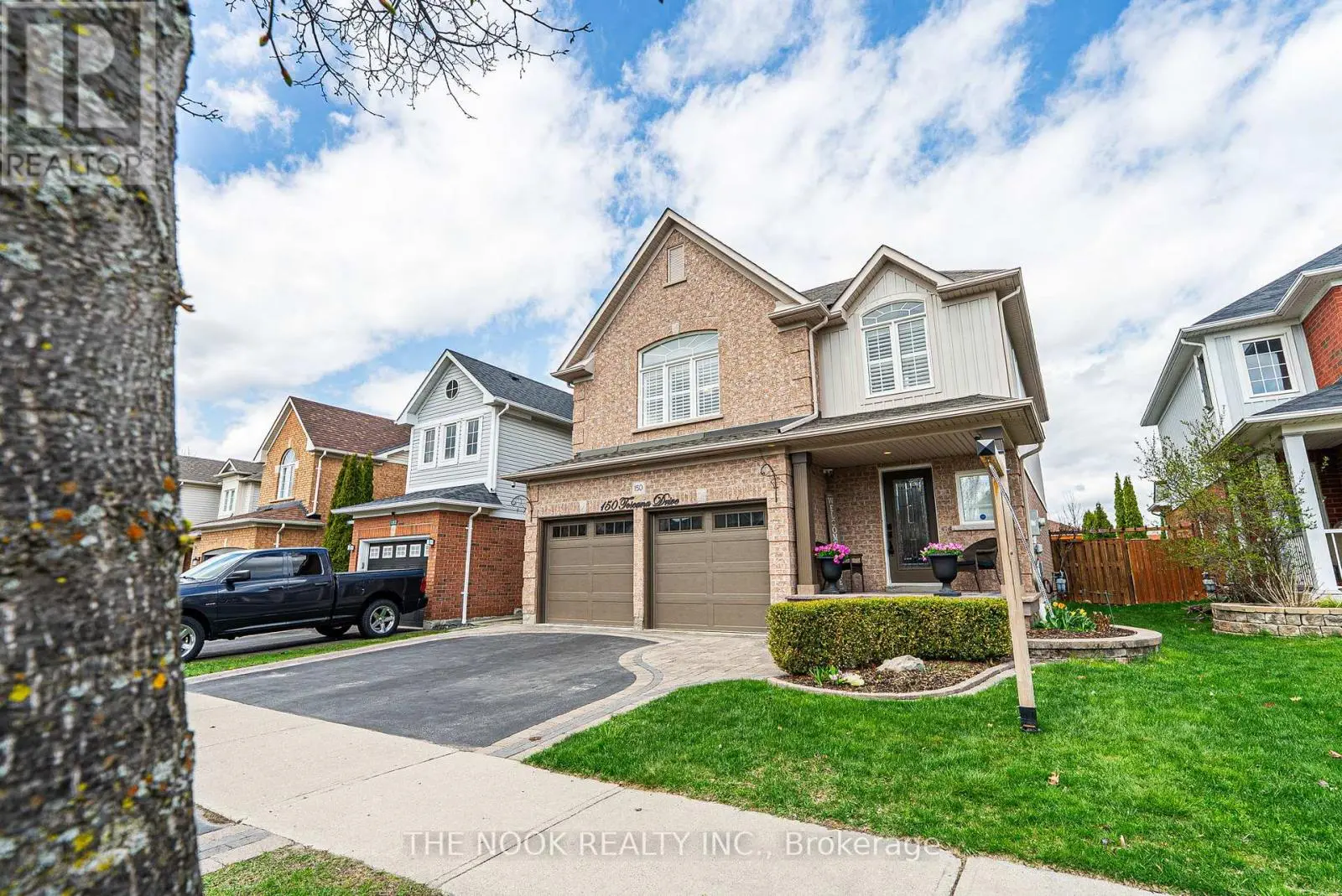 150 Toscana Drive, Whitby, Ontario  L1R 2Z9 - Photo 2 - E12123968