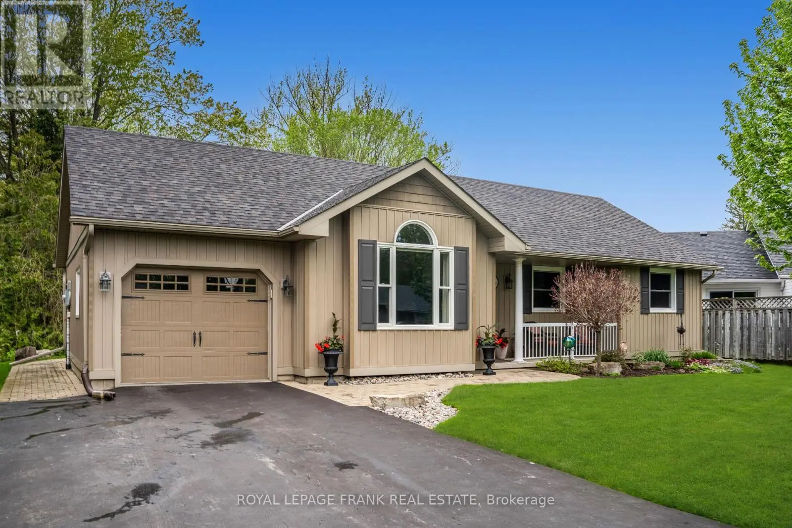 6 Ellard Court, Kawartha Lakes, Ontario  K0M 1A0 - Photo 3 - X10275675