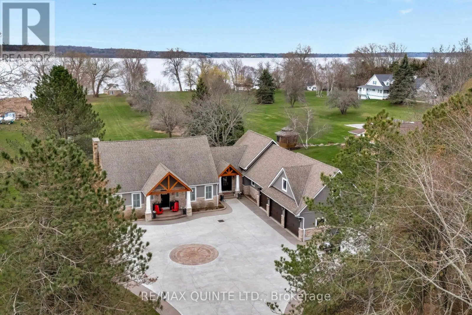 658 Old Highway 2, Quinte West, Ontario  K8V 5P5 - Photo 1 - X12115692