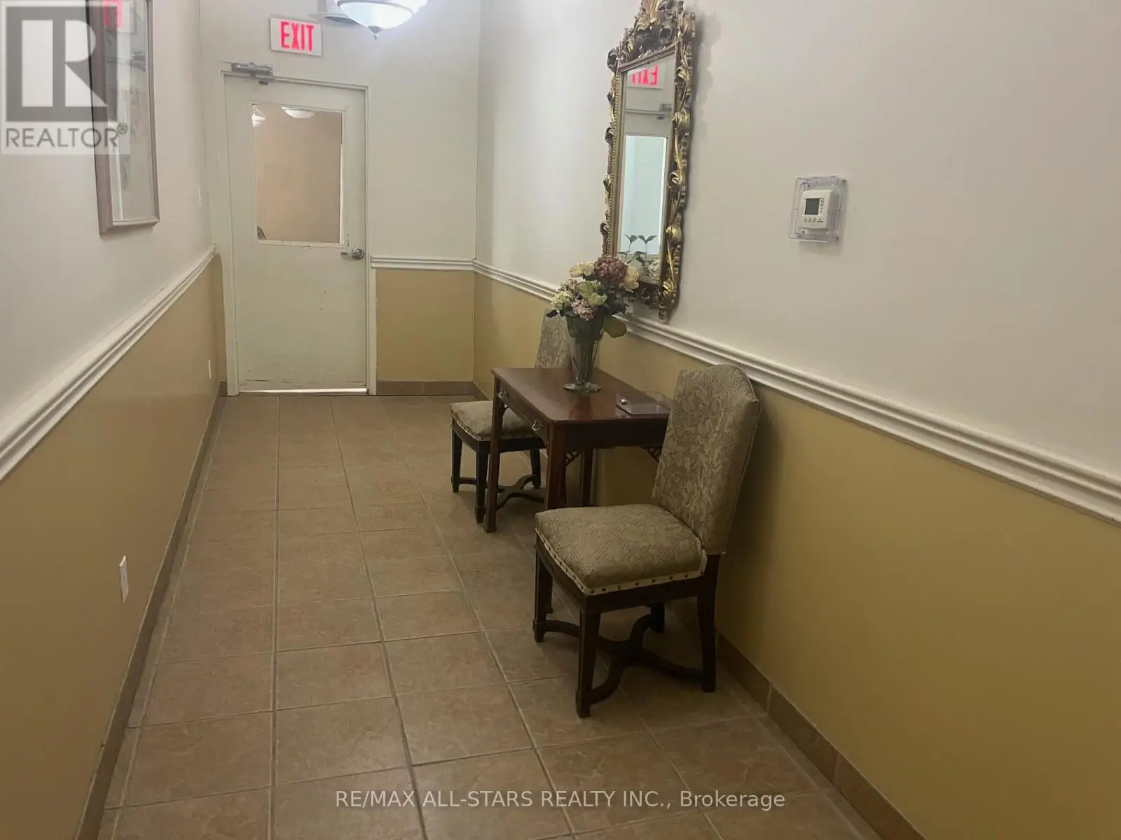Unit 5 - 17 William Street N, Kawartha Lakes, Ontario  K9V 3Z9 - Photo 3 - X12126355