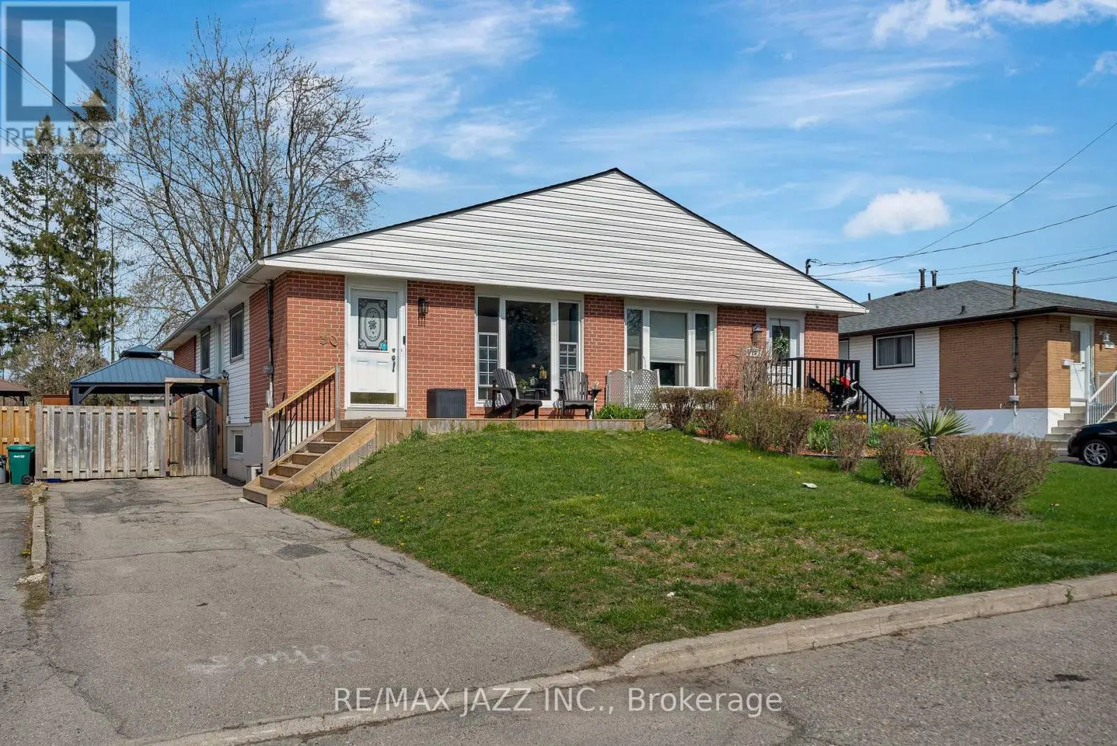 30 Mccabe Street, Quinte West, Ontario  K8V 2B8 - Photo 1 - X12126362