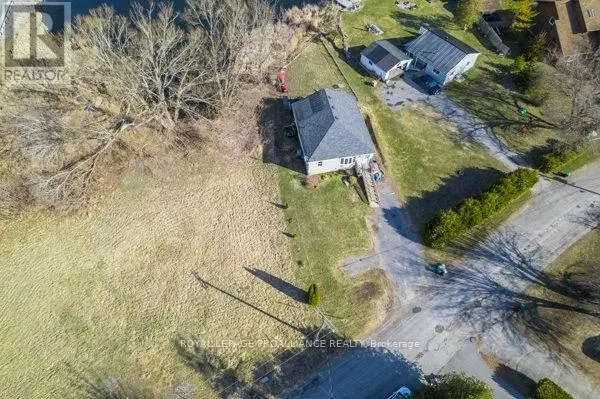 16 Dead Creek Road, Quinte West, Ontario  K0K 1L0 - Photo 2 - X12126412