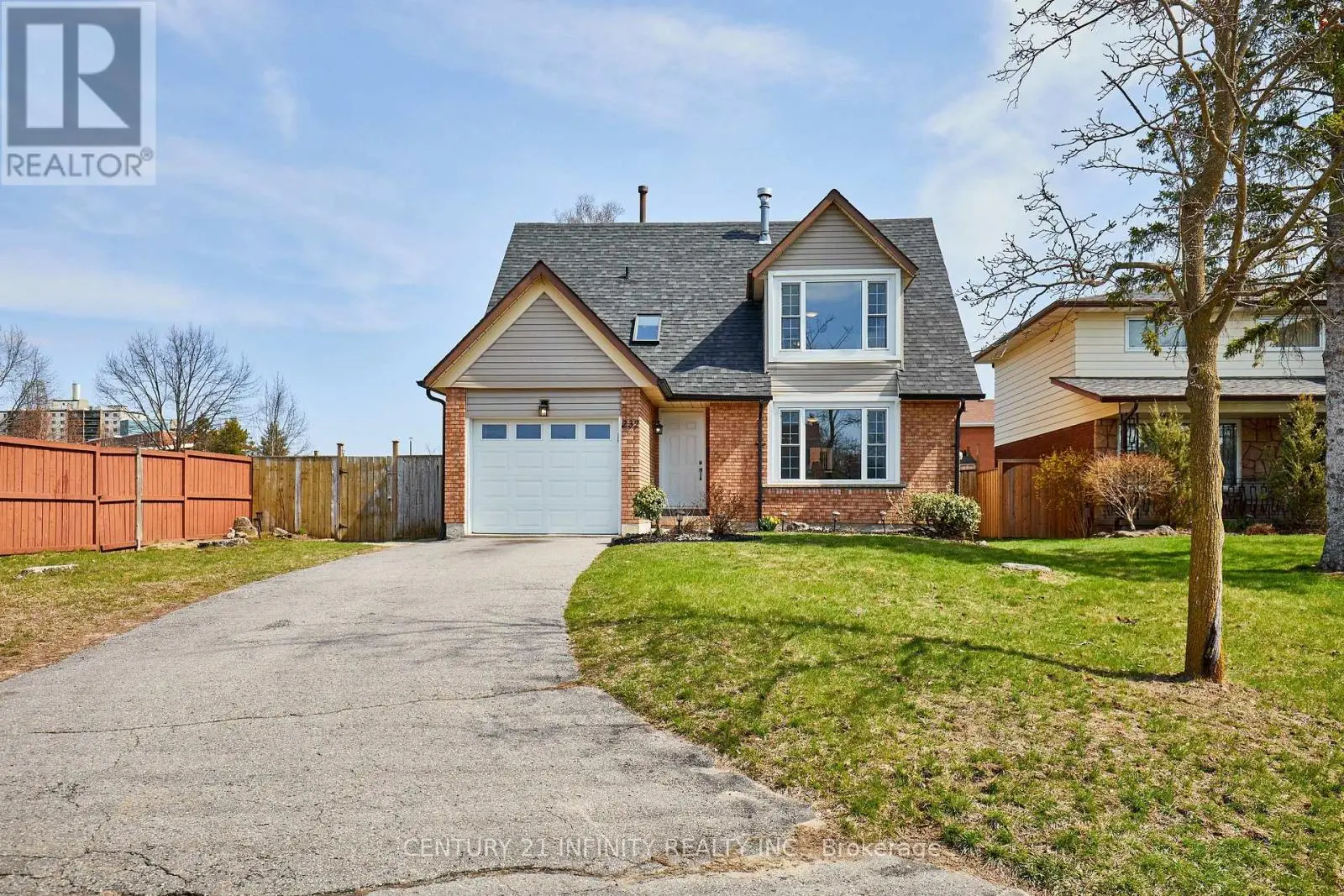 232 Iris Court, Oshawa, Ontario  L1G 7M1 - Photo 1 - E12126656