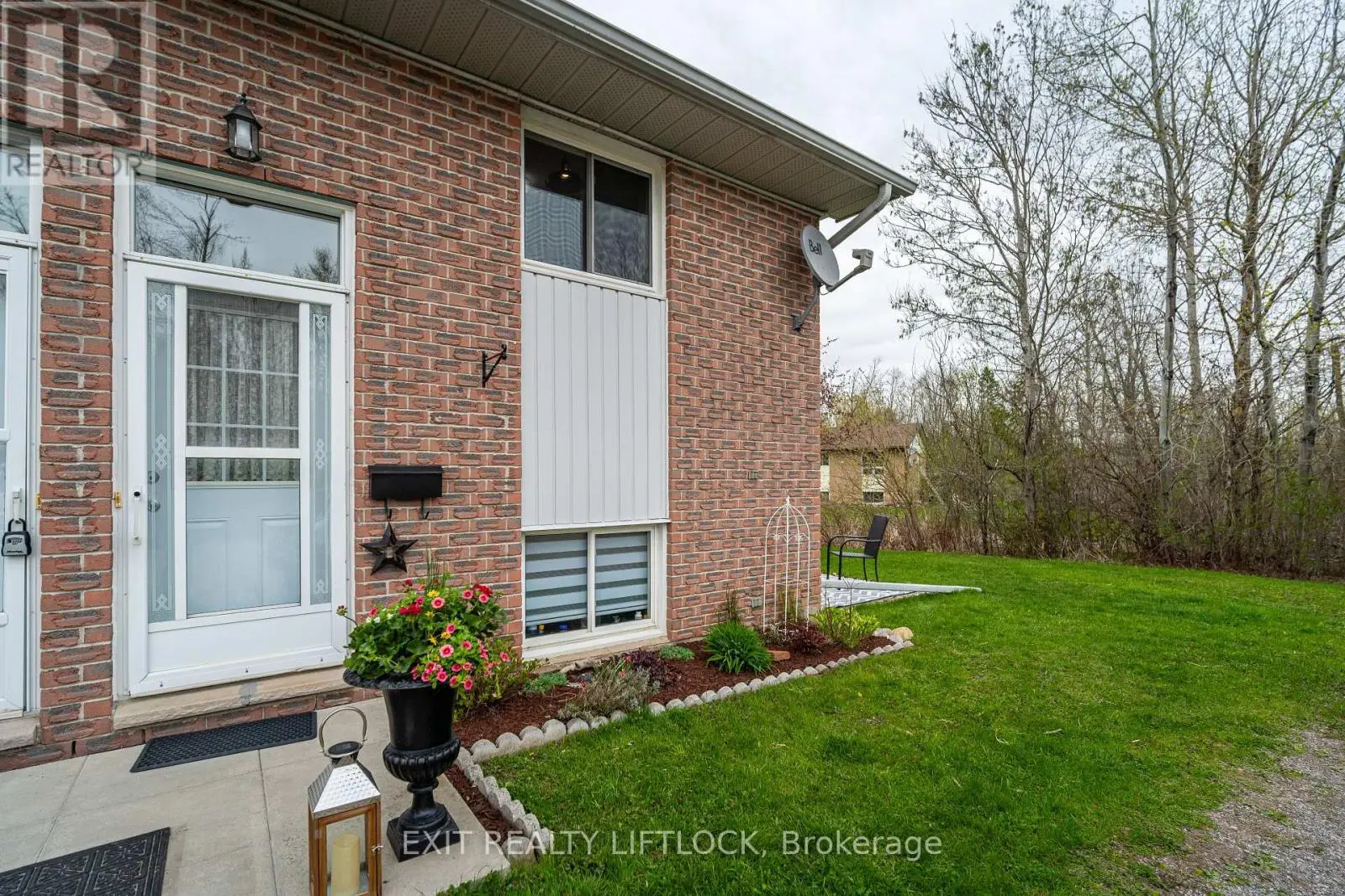 D - 107 RITA CRESCENT, Kawartha Lakes, Ontario