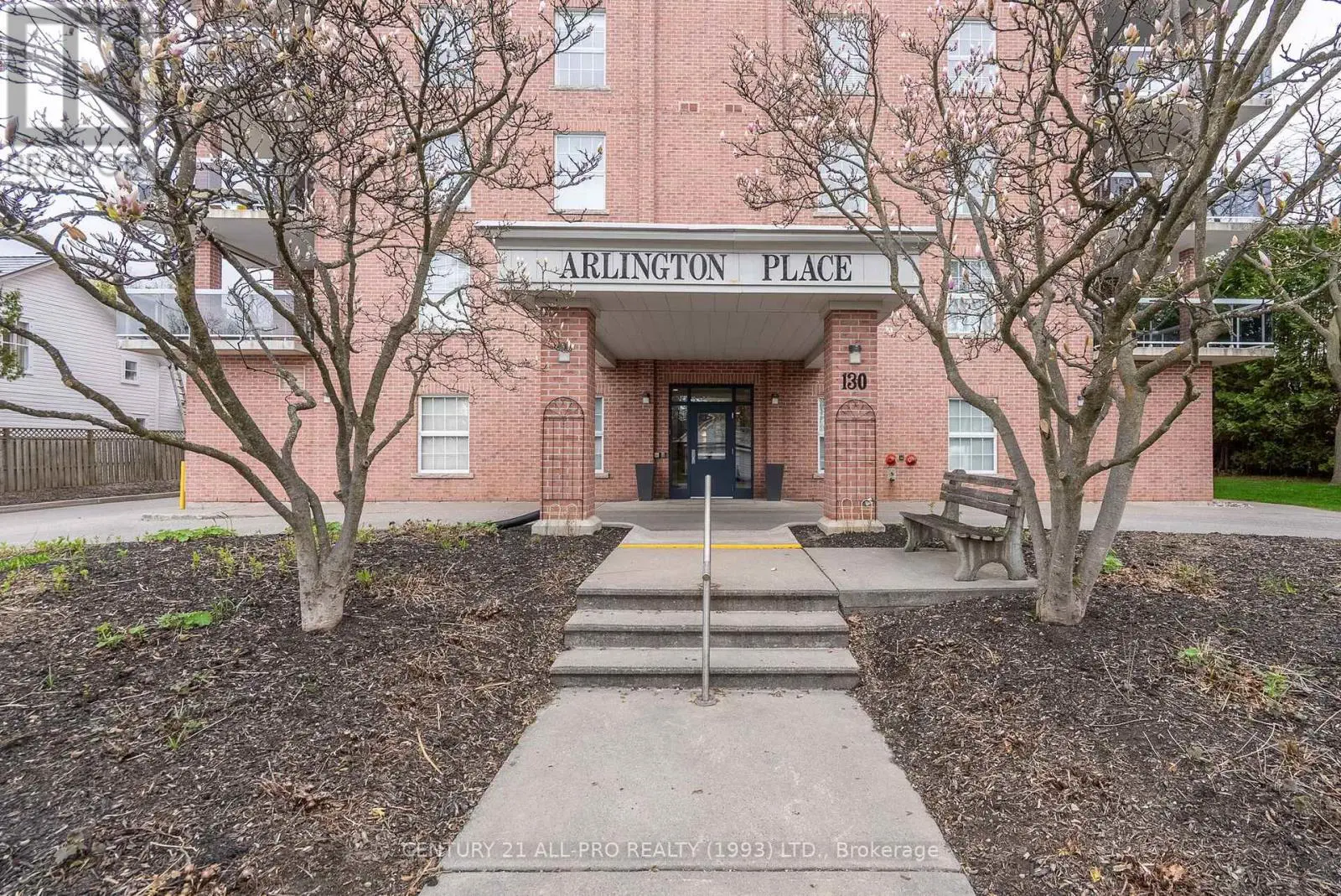 3c - 130 Queen Street, Cobourg, Ontario  K9A 1N2 - Photo 3 - X12127662
