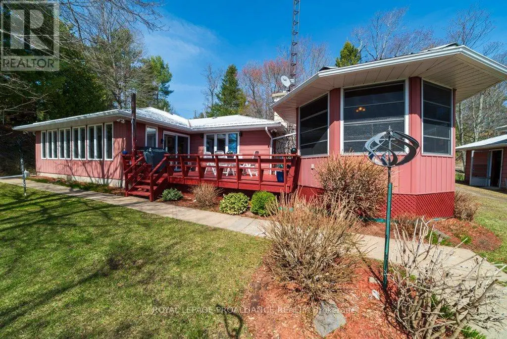 1063 Perry Road, Frontenac, Ontario  K0H 1K0 - Photo 2 - X12128130
