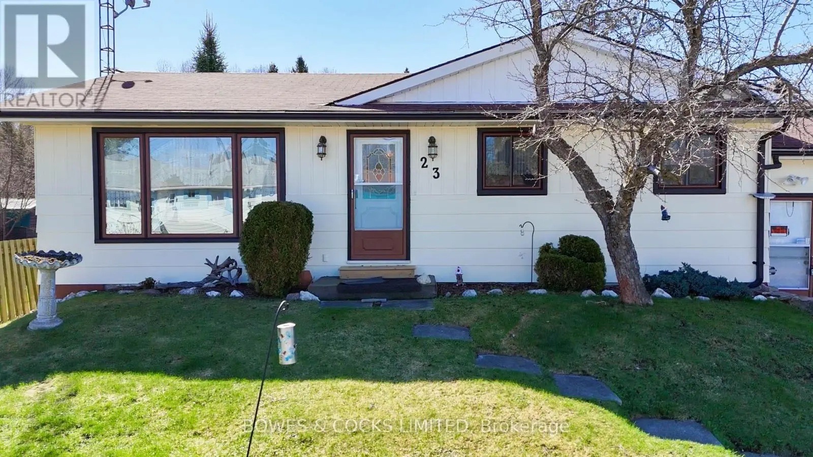 23 Hemlock Street, Highlands East, Ontario  K0L 1M0 - Photo 3 - X12128145