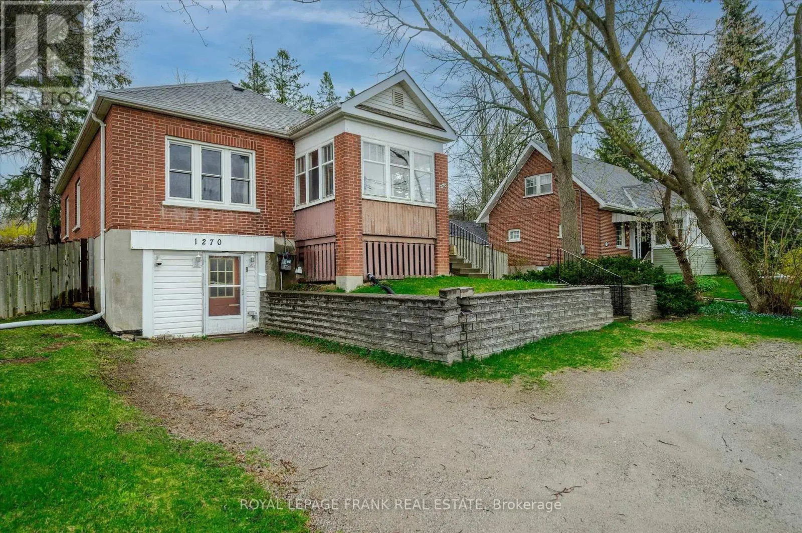 1270 Clonsilla Avenue, Peterborough, Ontario  K9J 5Z2 - Photo 2 - X12128400