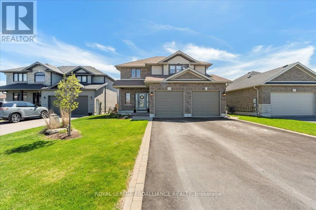 4 Trinity Court, Belleville, Ontario  K8N 0E7 - Photo 1 - X12128359