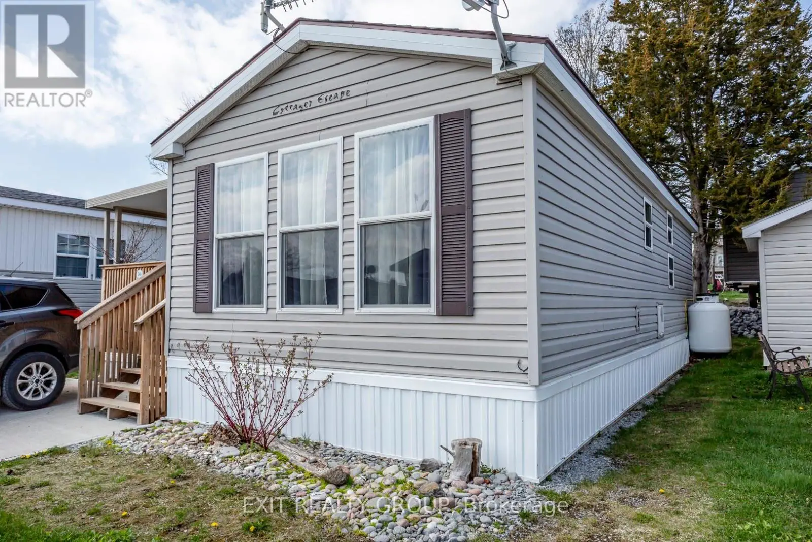 #d9 - 153 County Road 27, Prince Edward County, Ontario  K0K 1T0 - Photo 3 - X12128669