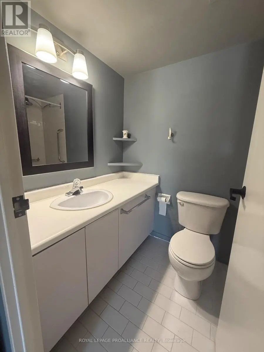 405 - 350 Front Street, Belleville, Ontario  K8N 5M5 - Photo 3 - X12128839