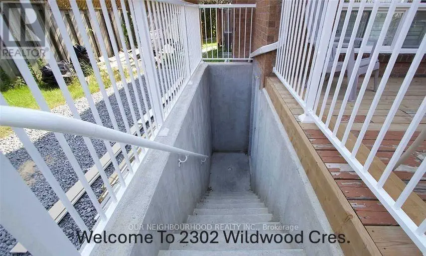2302 Wildwood Crescent, Pickering, Ontario  L1X 2R8 - Photo 3 - E12128621