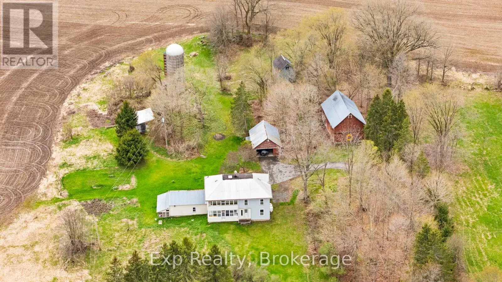 3148 County Road 32 Highway, Leeds And The Thousand Islands, Ontario  K0H 2N0 - Photo 1 - X12114496