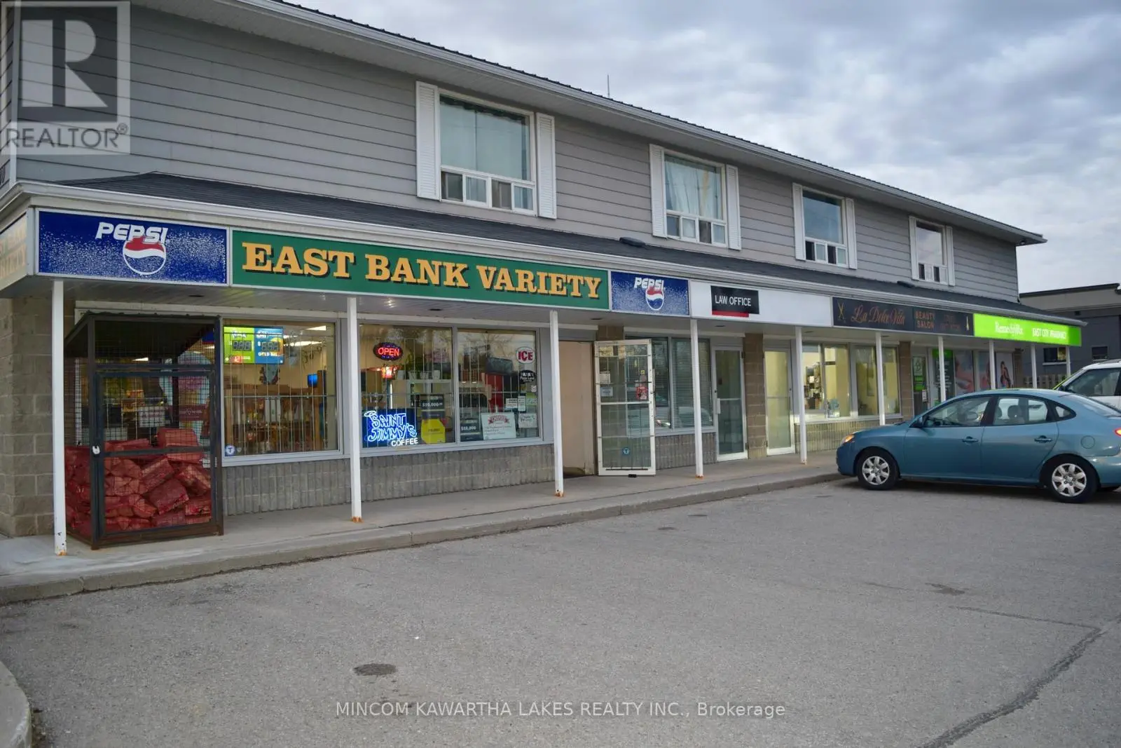 1 - 880 Armour Road E, Peterborough East, Ontario  K9H 2A6 - Photo 3 - X12129495