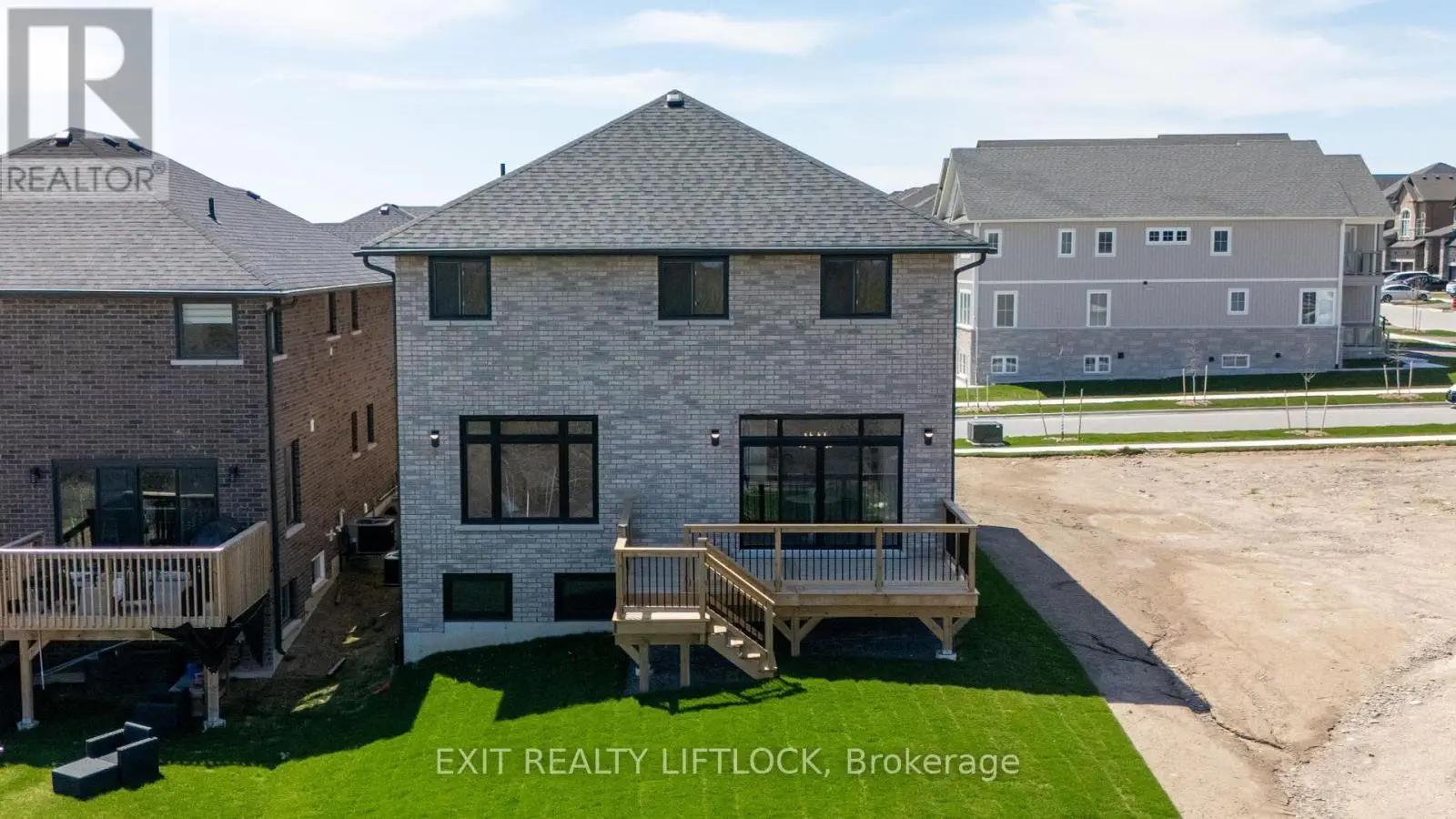 802 Steinberg Court, Peterborough North, Ontario  K9K 0H7 - Photo 2 - X12101825