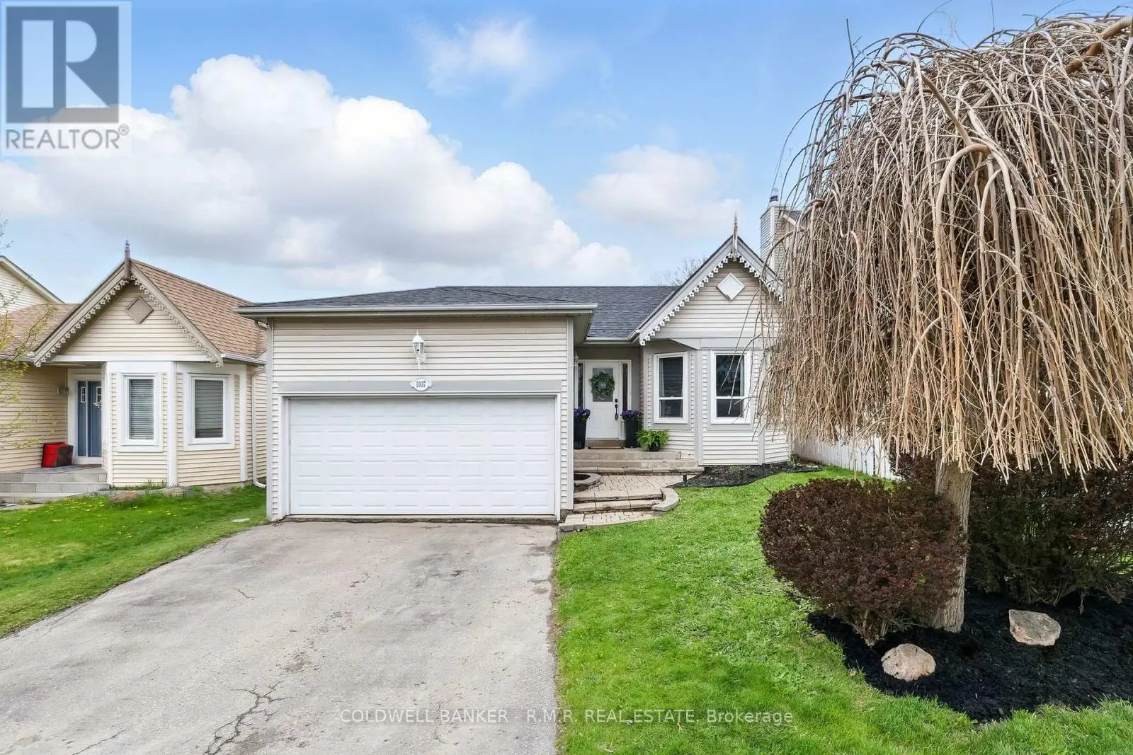 1037 Ripley Crescent, Oshawa, Ontario  L1K 2E6 - Photo 1 - E12129970