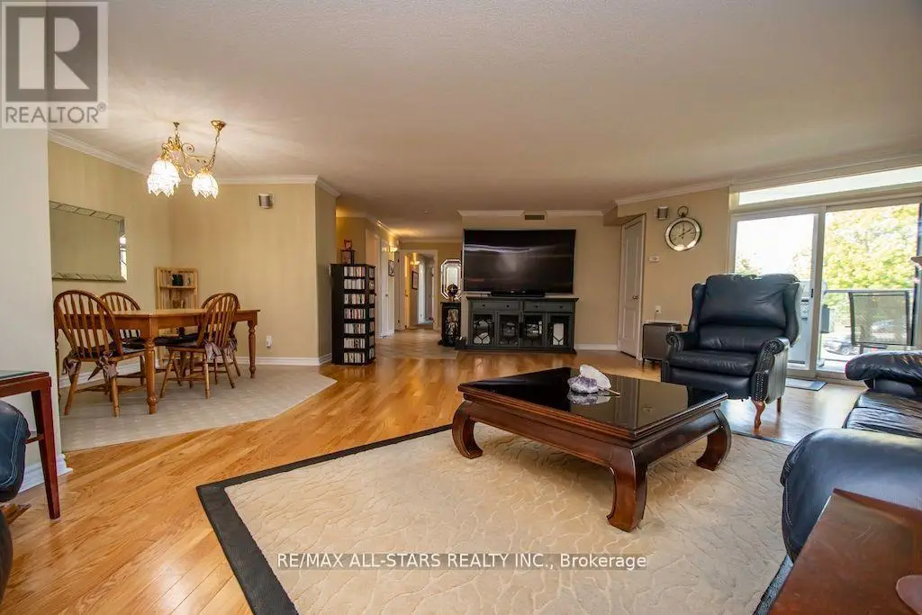 305 - 51 Rivermill Boulevard, Kawartha Lakes, Ontario  K9V 6E8 - Photo 2 - X12130096