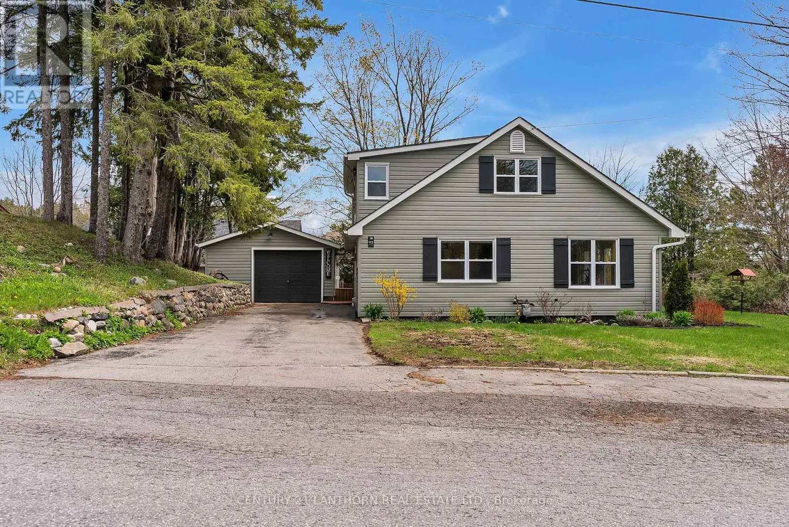 93 Young Street, Brighton, Ontario  K0K 1H0 - Photo 2 - X12130154