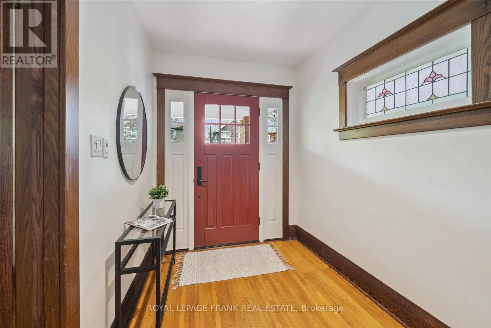 93 Colbeck Street, Toronto, Ontario  M6S 1V1 - Photo 3 - W12130425