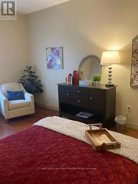 104 - 450 Yonge Street, Barrie, Ontario  L4N 4E2 - Photo 3 - S12130653