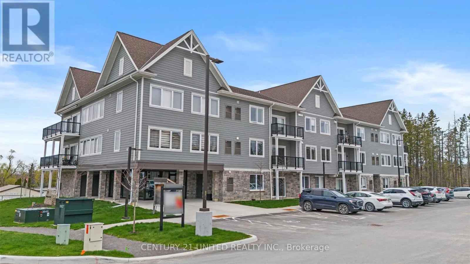 202 - 19 Hampton Lane, Selwyn, Ontario  K0H 2H0 - Photo 1 - X12130582