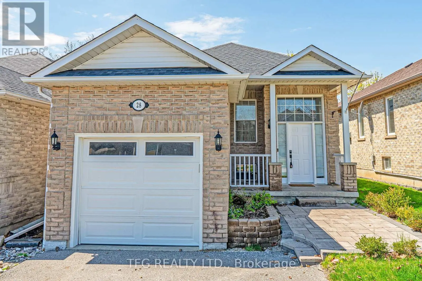 28 Eastfield Crescent, Clarington, Ontario  L1E 3C6 - Photo 1 - E12130855