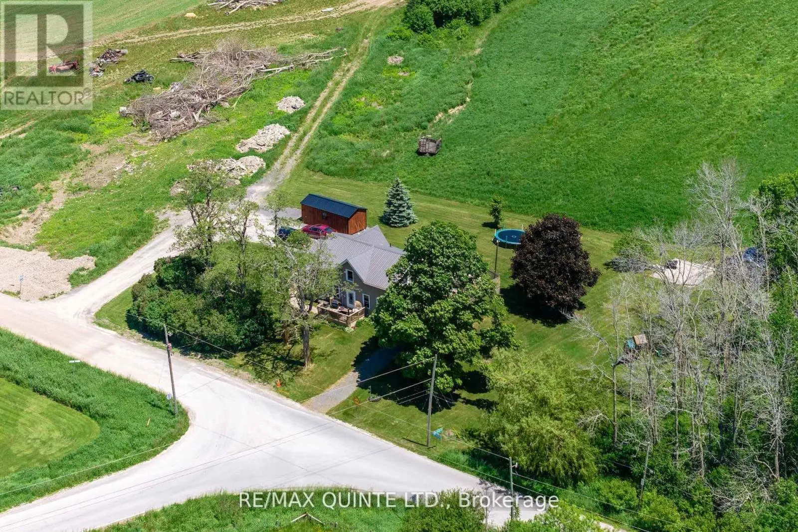 2 Baitleys Road, Prince Edward County, Ontario  K0K 3L0 - Photo 1 - X12130969