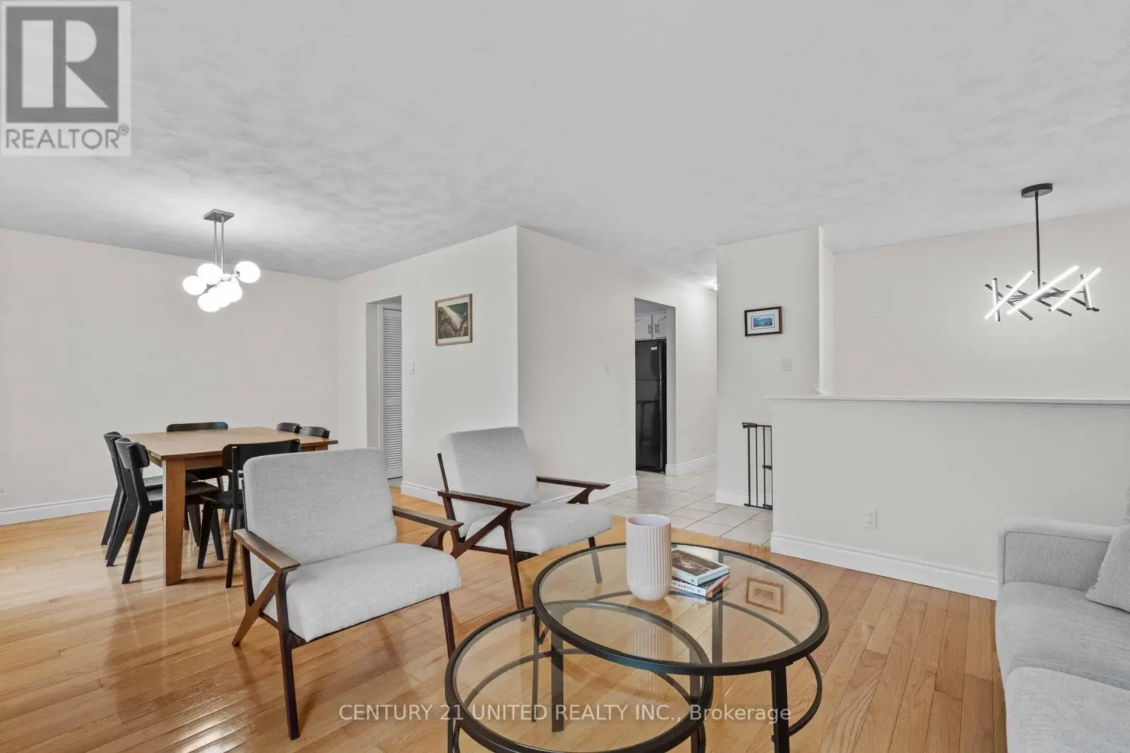 1173 Normandy Street, Peterborough North, Ontario  K9H 7L9 - Photo 2 - X12131058
