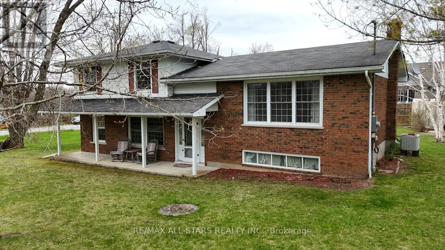 137 Reid Street, Kawartha Lakes, Ontario  K0M 1A0 - Photo 1 - X12129829