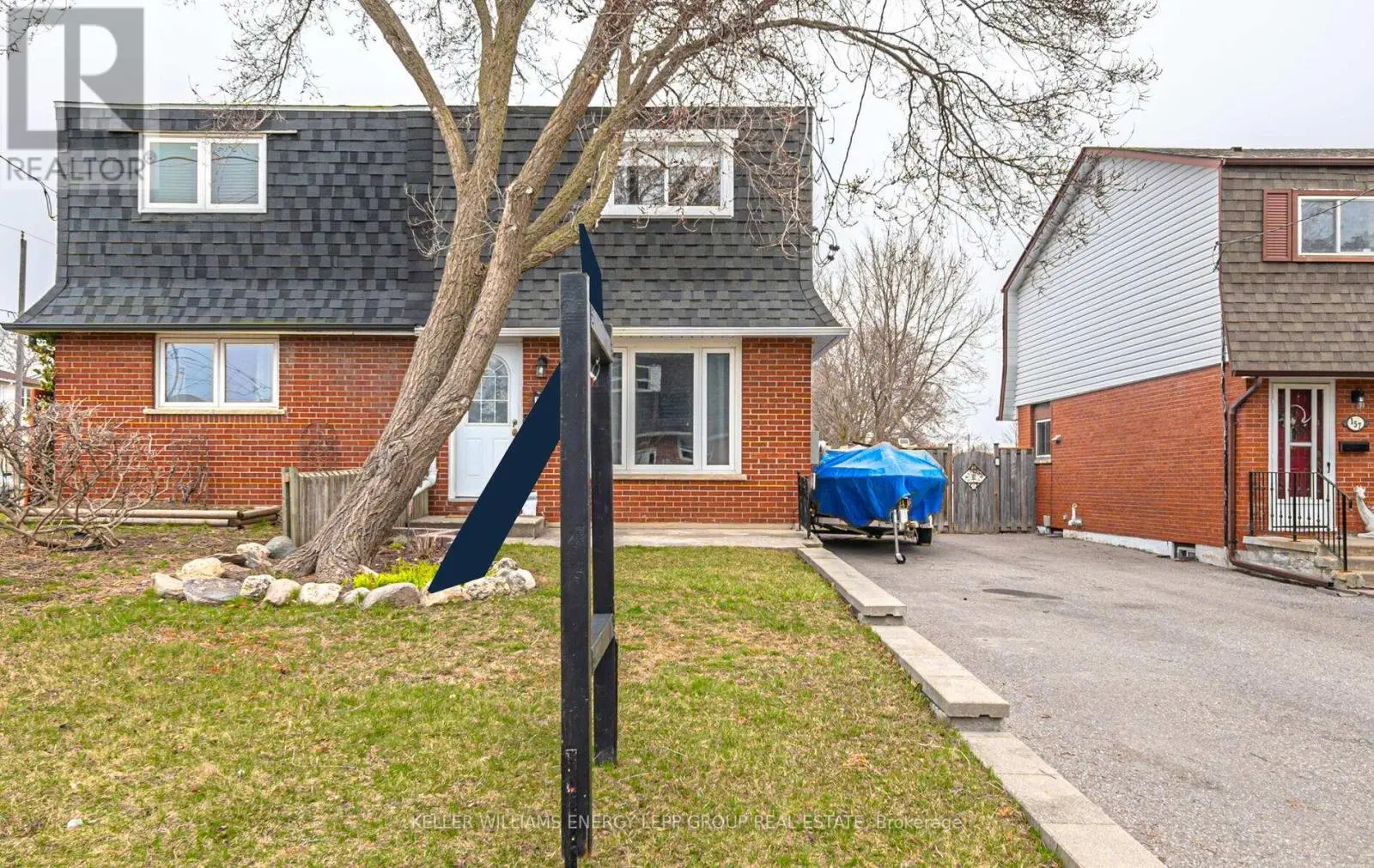 153 Barkley Crescent, Oshawa, Ontario  L1J 2E5 - Photo 1 - E12131147